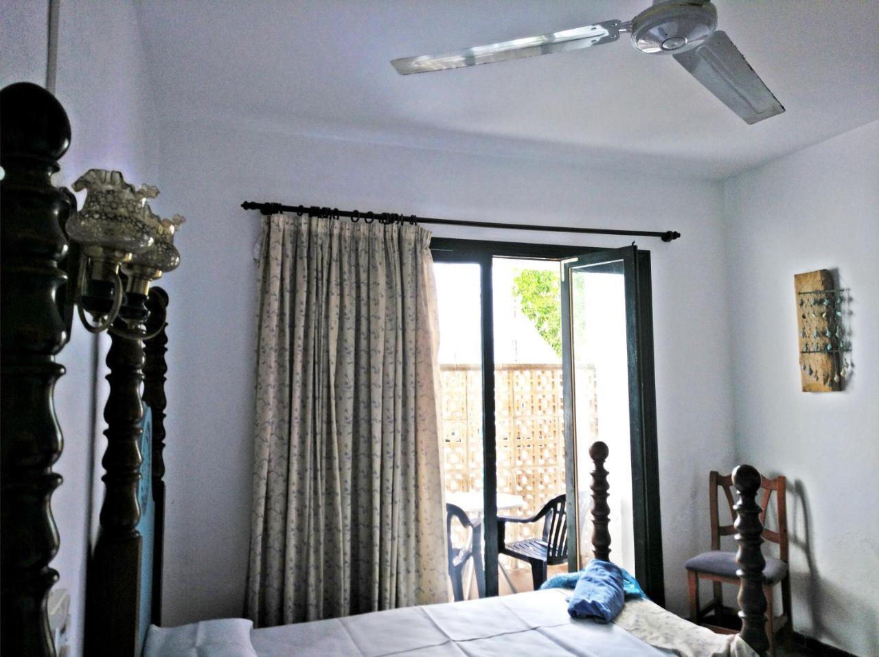 Zhimbad B&B By The Sea Кала Ратхада Екстериор снимка